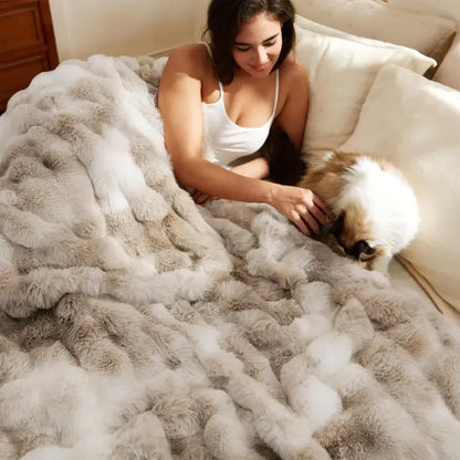 Bedsure Faux Rabbit Fur Plush Throw Blanket